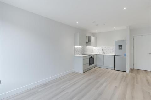 undefined, 5 Frayswater Place, Uxbridge