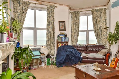 1 bedroom ground floor flat for sale, Esplanade, Seaford, East Sussex