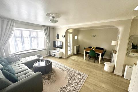 undefined, Drysdale Avenue, London E4