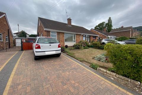 2 bedroom semi-detached bungalow for sale, St. Bernard Drive, Malvern