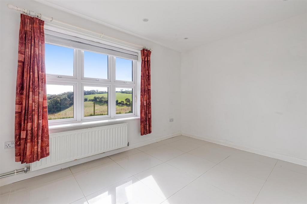 A09 - 2 Nutcombe Cottages, East Allington - 251017