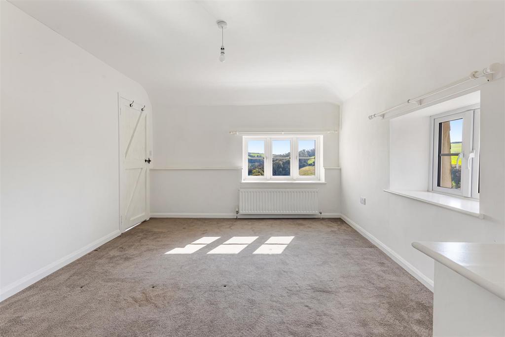 A18 - 2 Nutcombe Cottages, East Allington - 251017