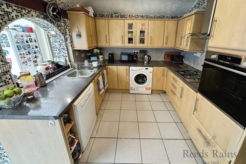 4 bedroom bungalow for sale, New Inn Lane, Staffordshire ST4