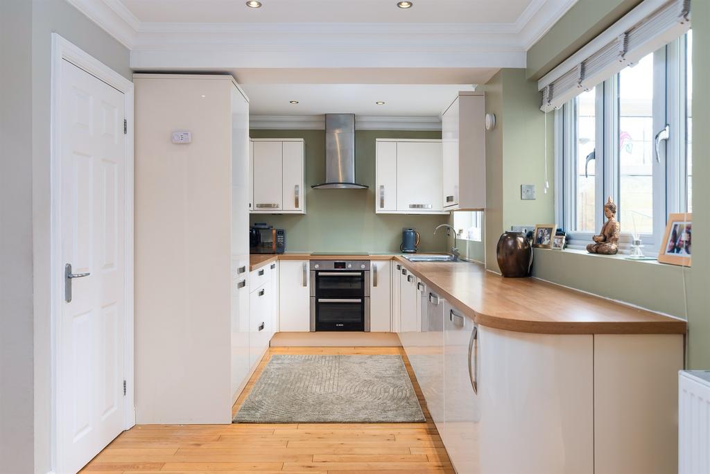 Kitchen Family Room