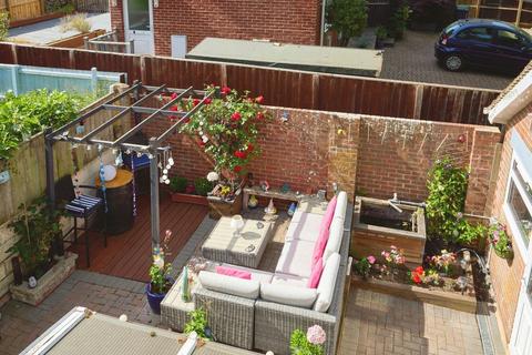 3 bedroom semi-detached house for sale, Forest End, Camp Hill, Newport, Isle of Wight, PO30