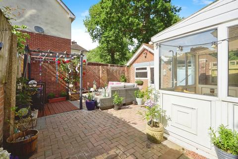 3 bedroom semi-detached house for sale, Forest End, Camp Hill, Newport, Isle of Wight, PO30