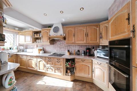 4 bedroom detached house for sale, Stubbin Close, Rawmarsh, Rotherham