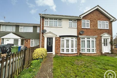 3 bedroom house for sale, Periwinkle Close, Sittingbourne