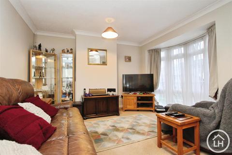 3 bedroom house for sale, Periwinkle Close, Sittingbourne