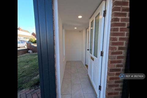 3 bedroom semi-detached house to rent, Windermere Drive, Rainford, WA11