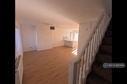 3 bedroom semi-detached house to rent, Windermere Drive, Rainford, WA11