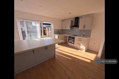 3 bedroom semi-detached house to rent, Windermere Drive, Rainford, WA11