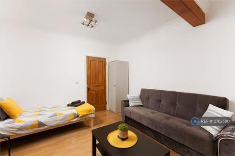 undefined, Eastern Avenue East, Romford, RM1
