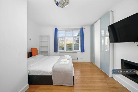 undefined, Highgrove Road, Dagenham, RM8