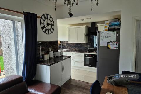 5 bedroom terraced house to rent, Eton Road, Ilford, IG1