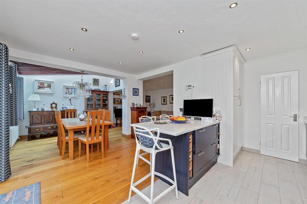 9 Pondfield Crescent-37.jpg