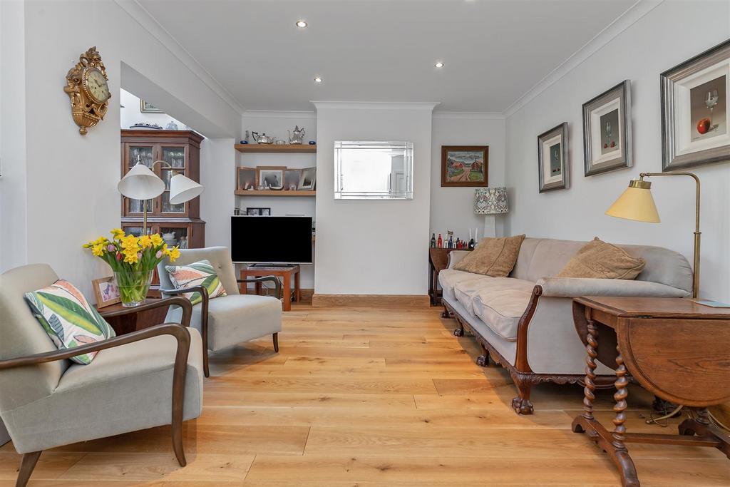 9 Pondfield Crescent-20.jpg