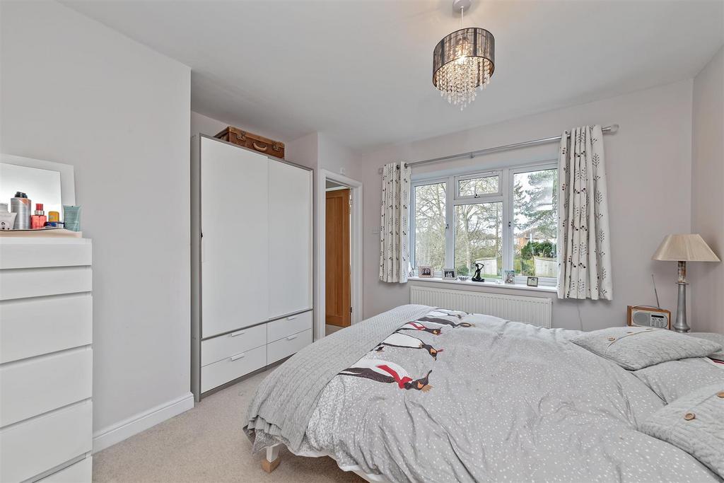 9 Pondfield Crescent-48.jpg