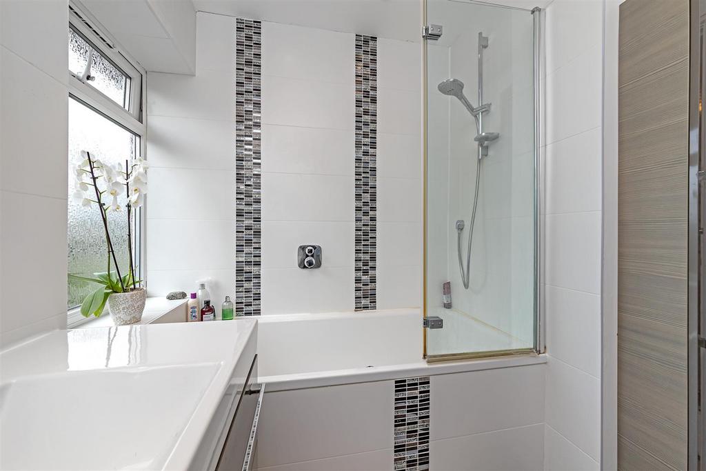 9 Pondfield Crescent-53.jpg