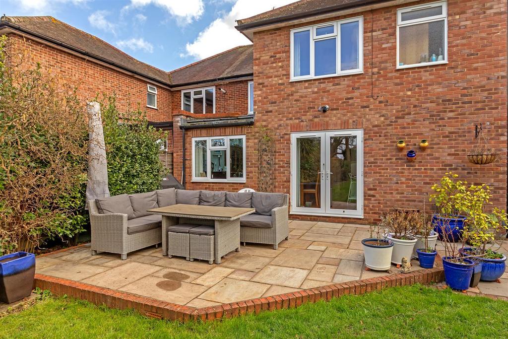 9 Pondfield Crescent-59.jpg