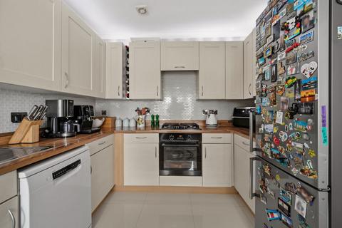 4 bedroom semi-detached house for sale, Trem Gwlad Yr Haf, Bridgend CF35