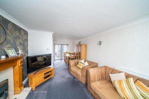 undefined, Mitcham Close, Cannock WS12