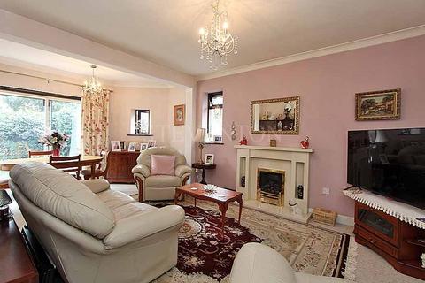 undefined, York Avenue, Finchfield, Wolverhampton, WV3