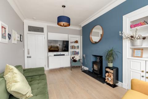 undefined, Flat 4, 7, Craigcrook Place, Blackhall, Edinburgh, EH4 3NG