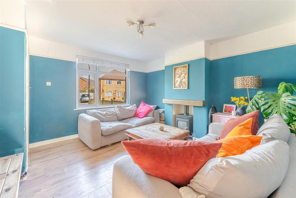 31 Horsecastle Farm Road 46.jpg