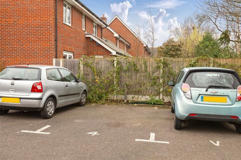 3 bedroom end of terrace house for sale, Faulkner Gardens, Wick, Littlehampton