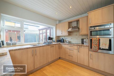 3 bedroom semi-detached house for sale, Rockfield Road, Buxton