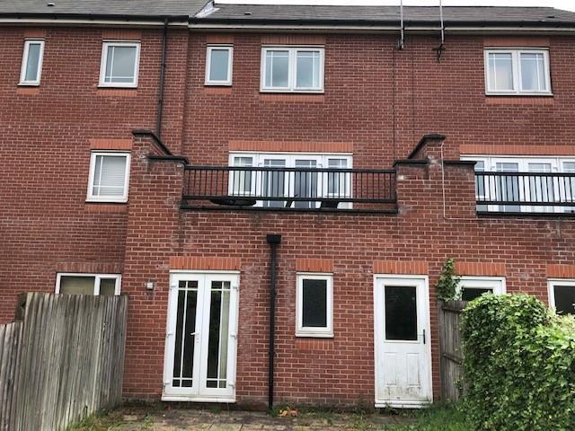 11 Mack - Rear Garden.jpg