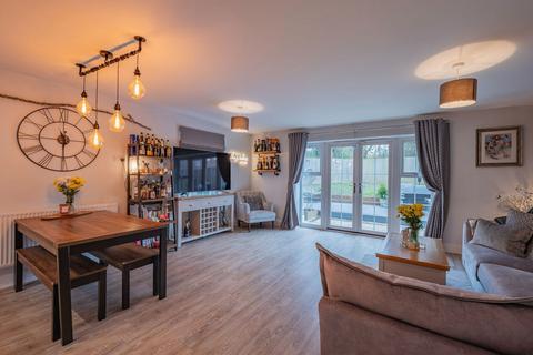 3 bedroom semi-detached house for sale, Pintail Place, Crowborough TN6