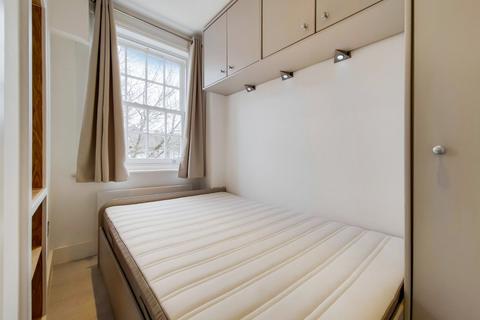undefined, Woodside, Wimbledon SW19