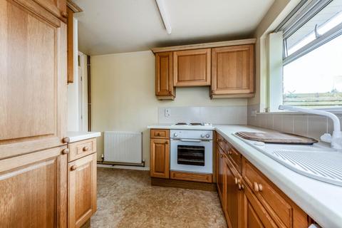 2 bedroom semi-detached bungalow for sale, Kestrel Close, Bracklesham Bay, West Sussex, PO20