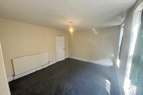 3 bedroom terraced house to rent, Spring Bank, HULL