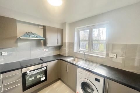undefined, Curzon Drive, Grays, RM17