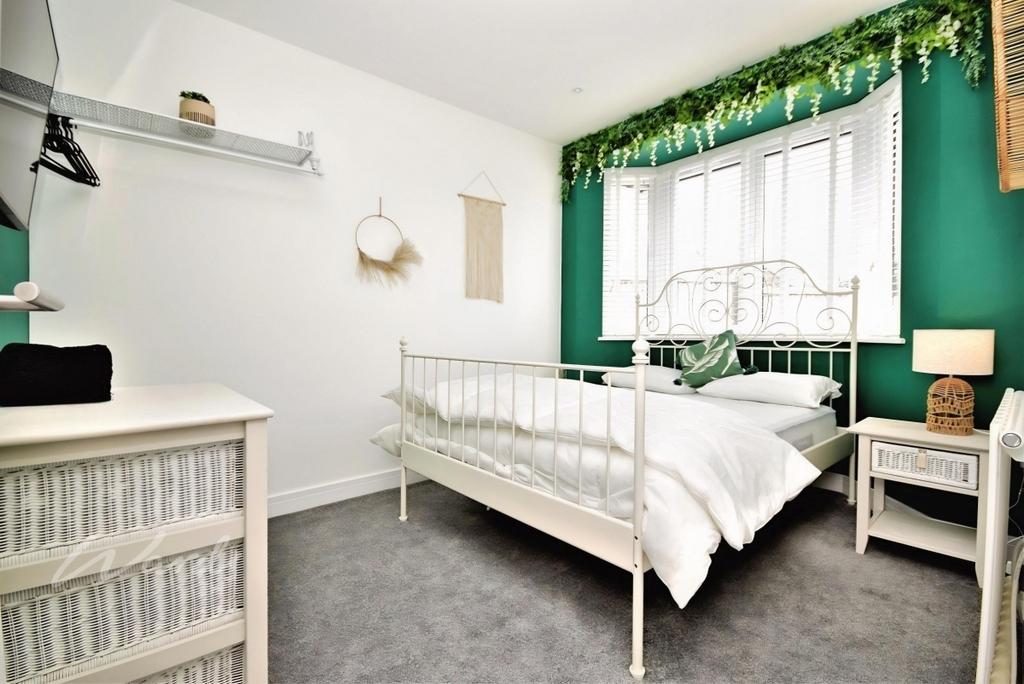 Gallwey bed 1 use
