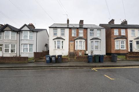 3 bedroom semi-detached house to rent - 3/4 Bedroom House To Let - HP12