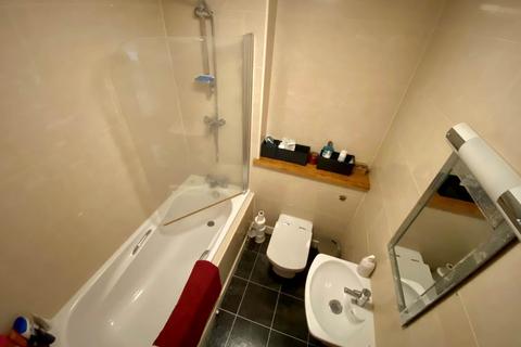 1 bedroom apartment for sale, St Andrews House, High Street, Epsom KT19