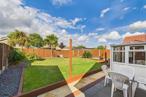 3 bedroom detached bungalow for sale, Pateley Moor Close, North Hykeham, Lincoln
