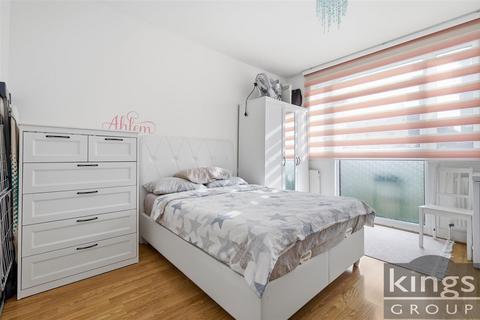 1 bedroom flat for sale, Holcombe Road, Tottenham, London