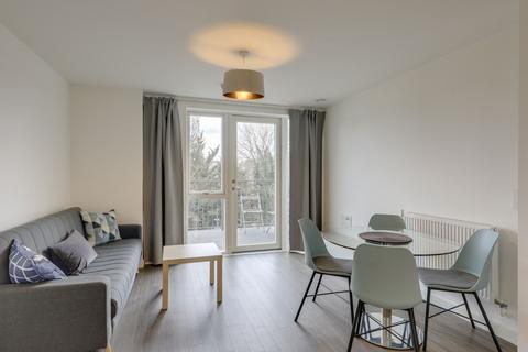 1 bedroom flat to rent, Adenmore Road, Catford, SE6