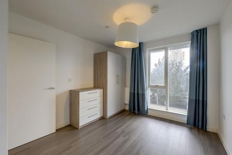 1 bedroom flat to rent, Adenmore Road, Catford, SE6