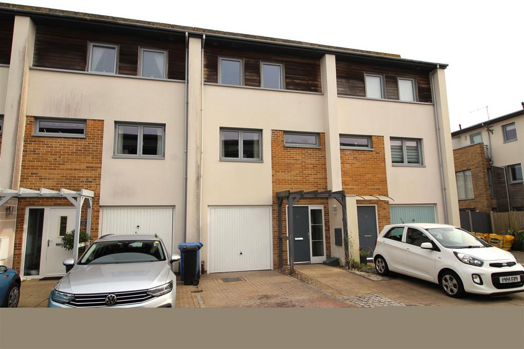 Front elevation 1.JPG