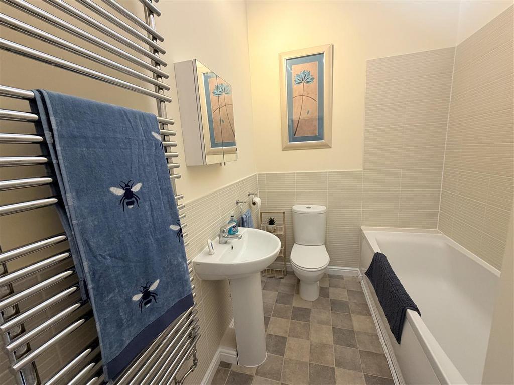 Bathroom Reverse.JPG