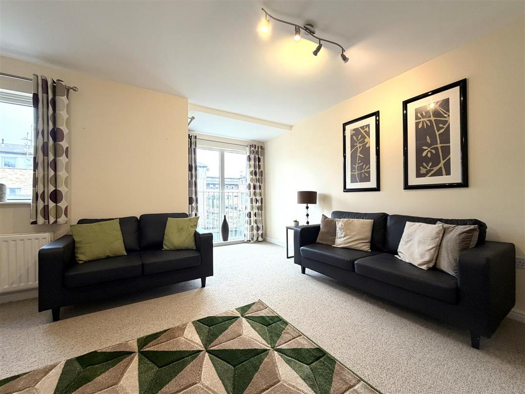 Sitting Room 2.JPG