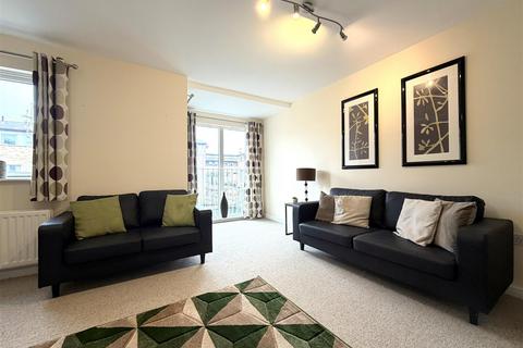 3 bedroom terraced house for sale, Broomhill Way, Poole
