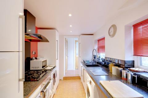 3 bedroom semi-detached house for sale, Cowper Road, Rainham RM13