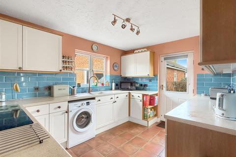 4 bedroom detached house for sale, Armada Way, Bideford EX39